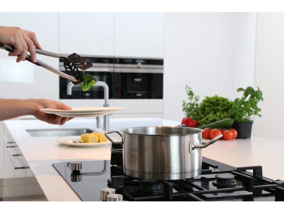 szczypce do kuchni Stingray TNK 6 w 1